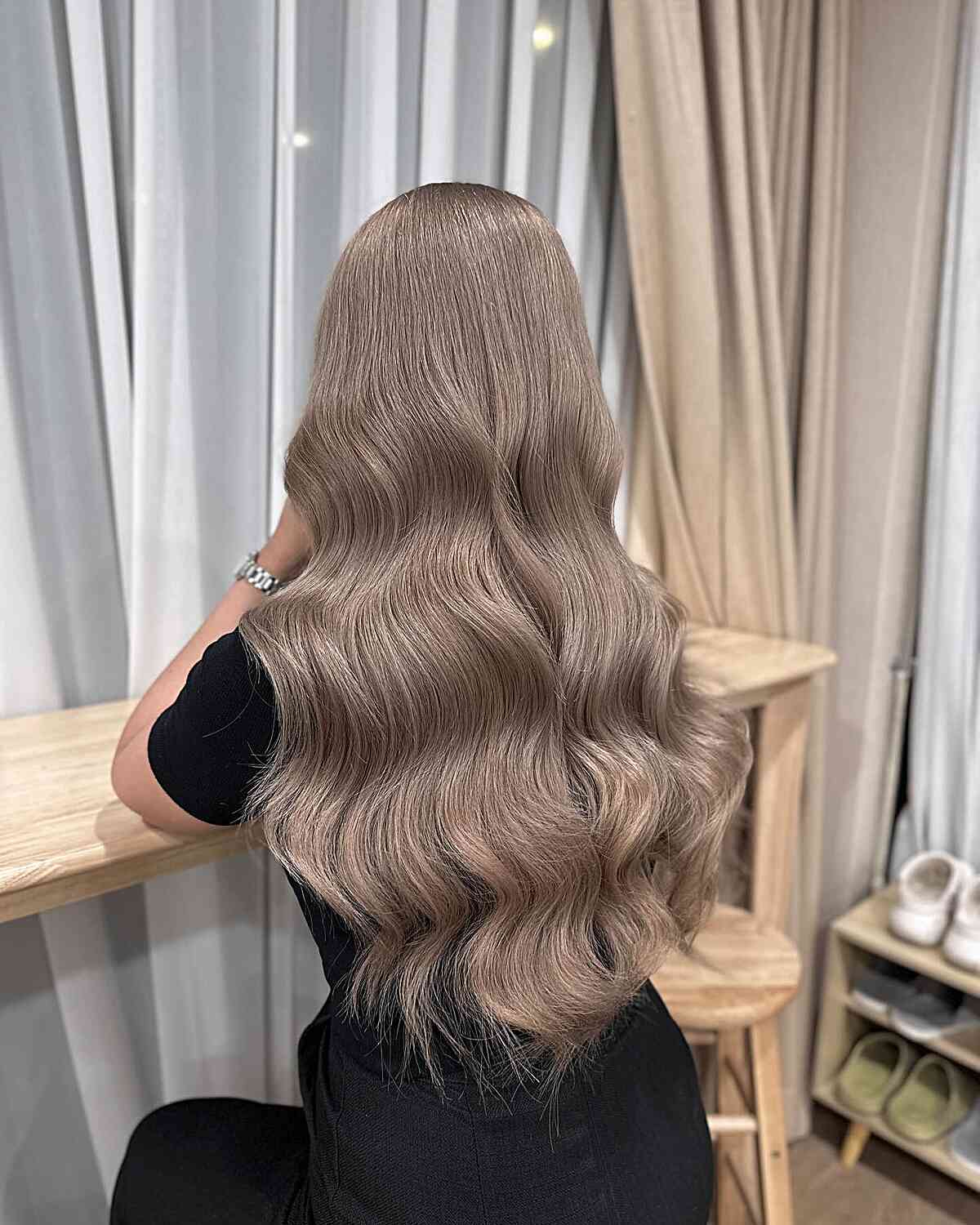 Idées de coloration capillaire au thé au lait :superbes nuances et conseils de coiffure