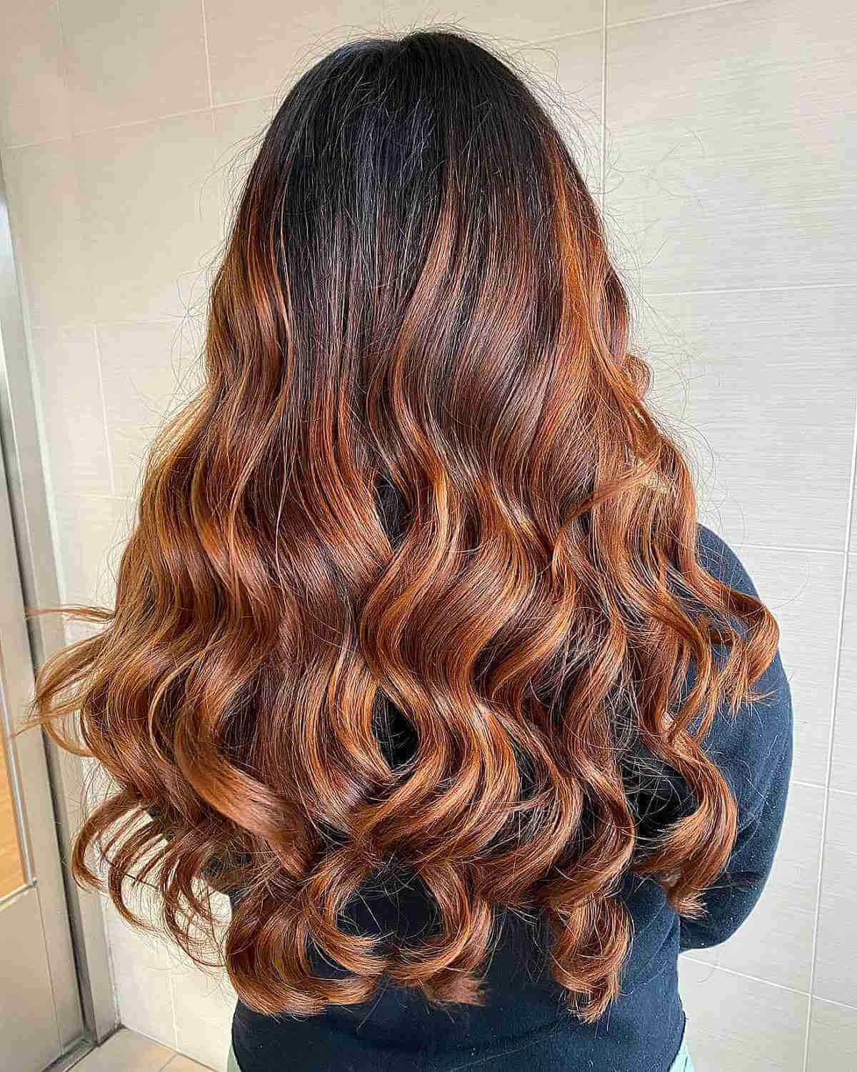 Balayage en cuivre :conseils et techniques d experts pour une transformation époustouflante 