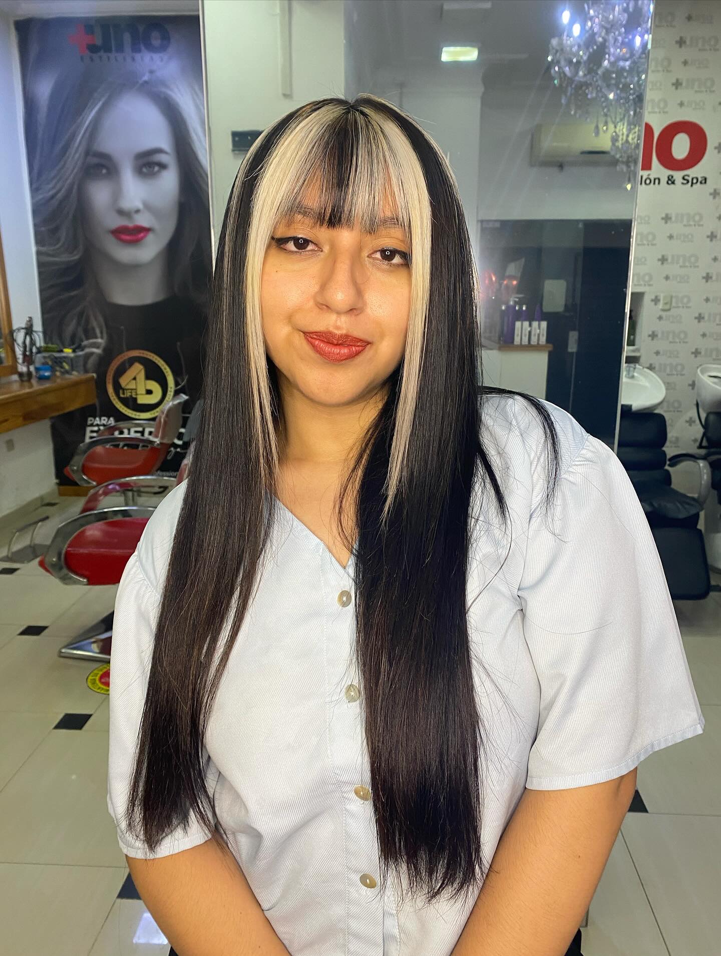 Couleur de cheveux Oreo :superbes styles en noir et blanc et comment faire 