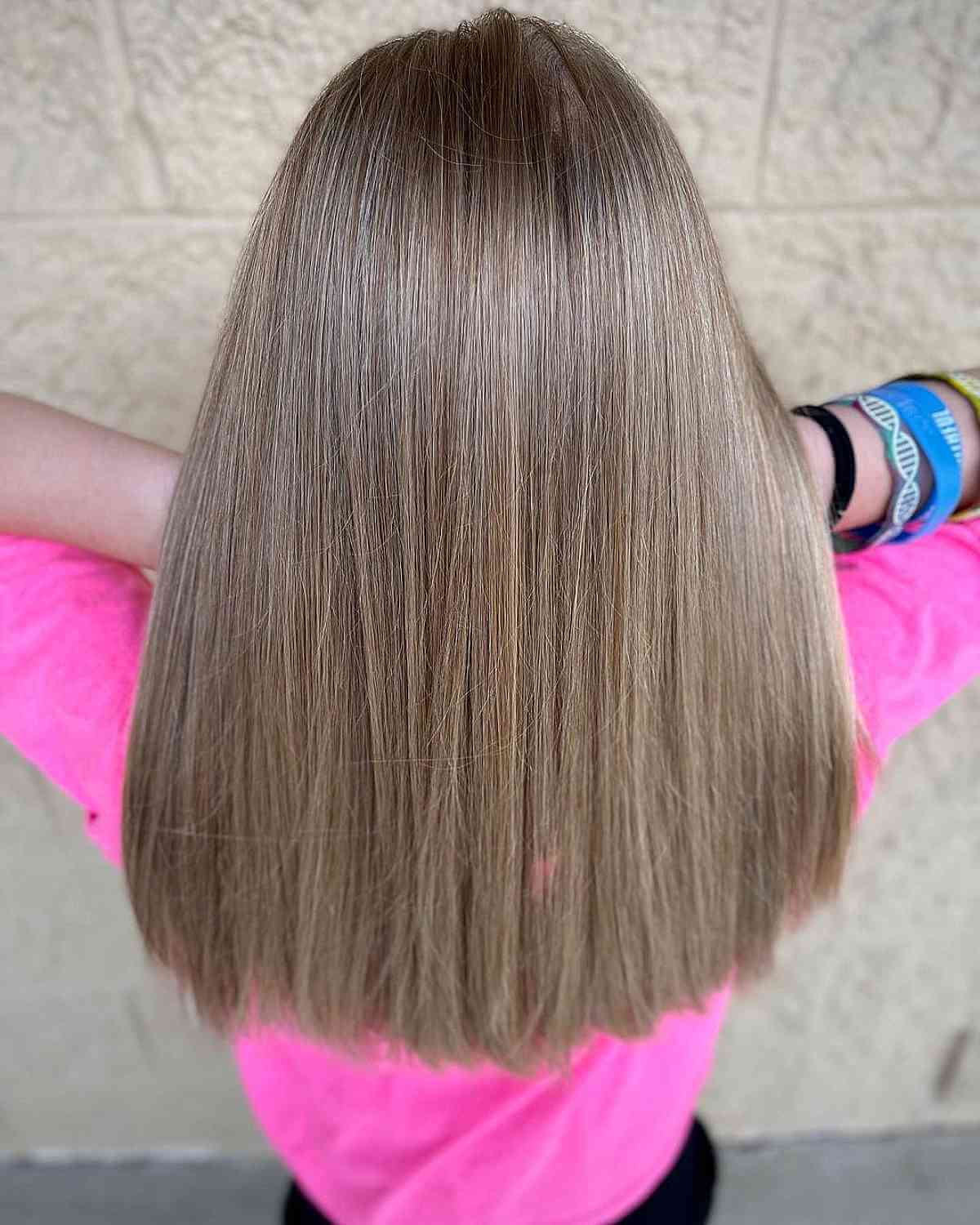 Couleurs de cheveux blonds Dishwater :nuances et conseils pour une correspondance parfaite
