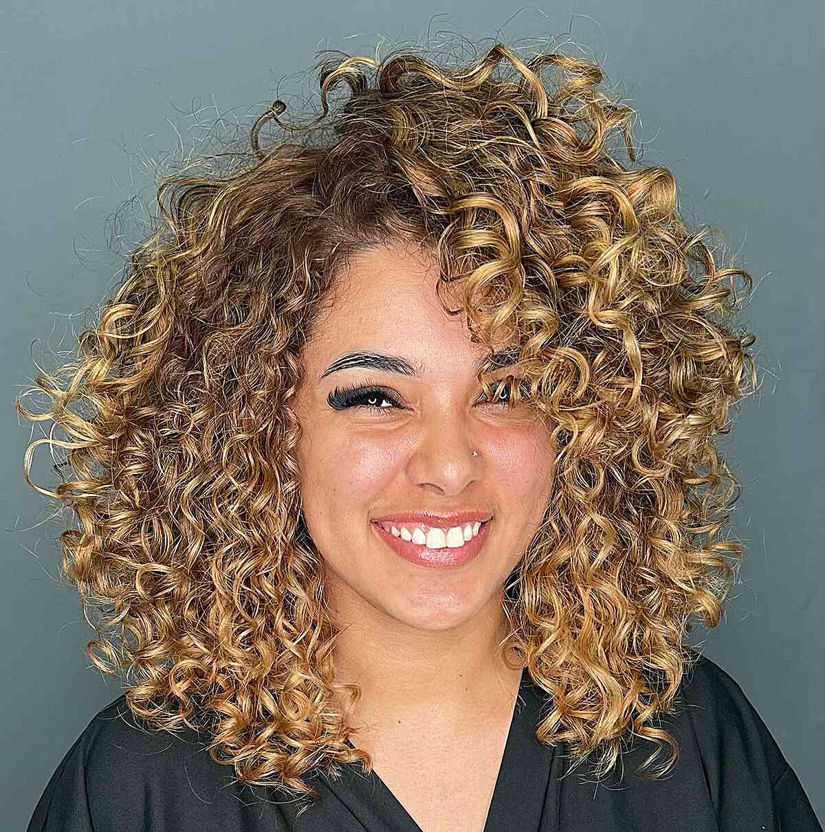 Meilleures coupes de cheveux Cadō pour cheveux bouclés :26 idées époustouflantes 