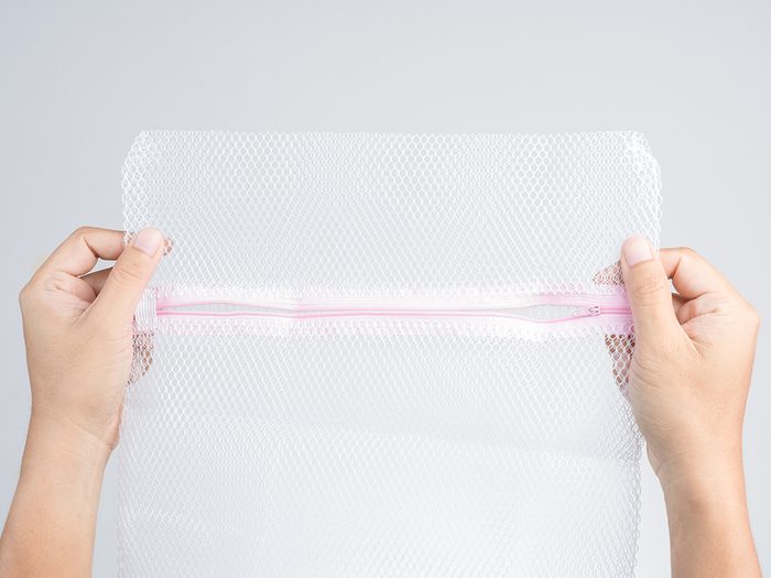 Dicas de limpeza eficazes:soluções simples para uma casa impecável 