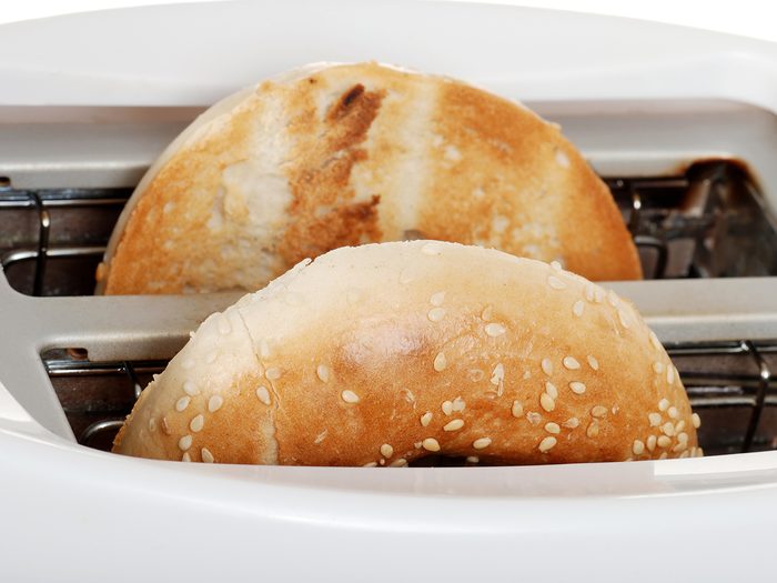 Vermeiden Sie diese 12 Toaster-Fehler:Tipps und Tricks zum Toasten 