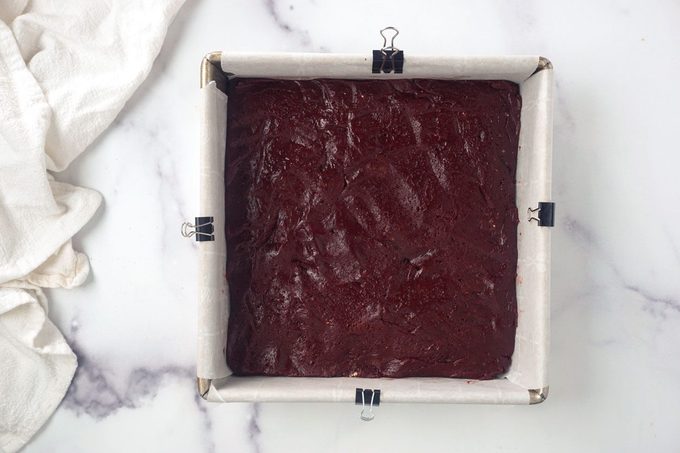 Fudgy Red Velvet Brownies mit Frischkäse-Zuckerguss:Einfaches Rezept 