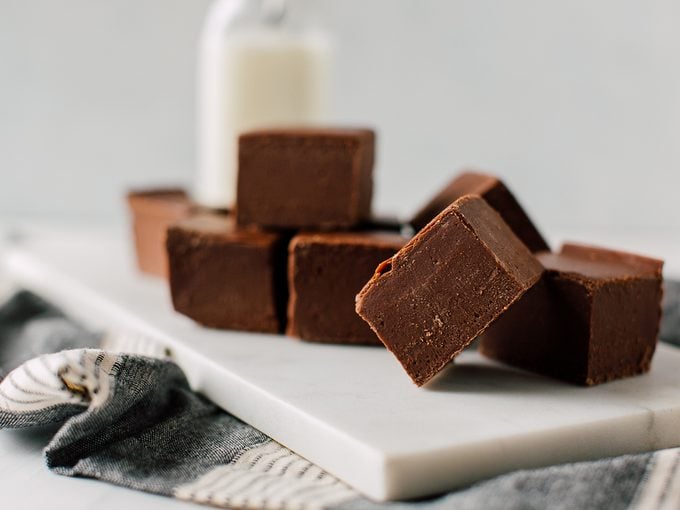 Receita lendária de Fudge de Kay Andrews gravada em lápide - um doce legado 