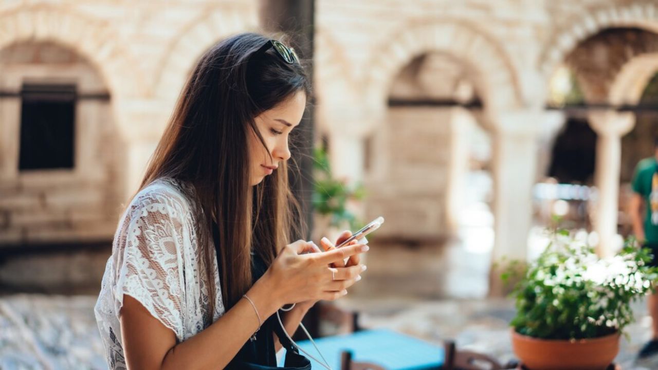 Comprendre pourquoi votre ex envoie des SMS :20 raisons possibles 