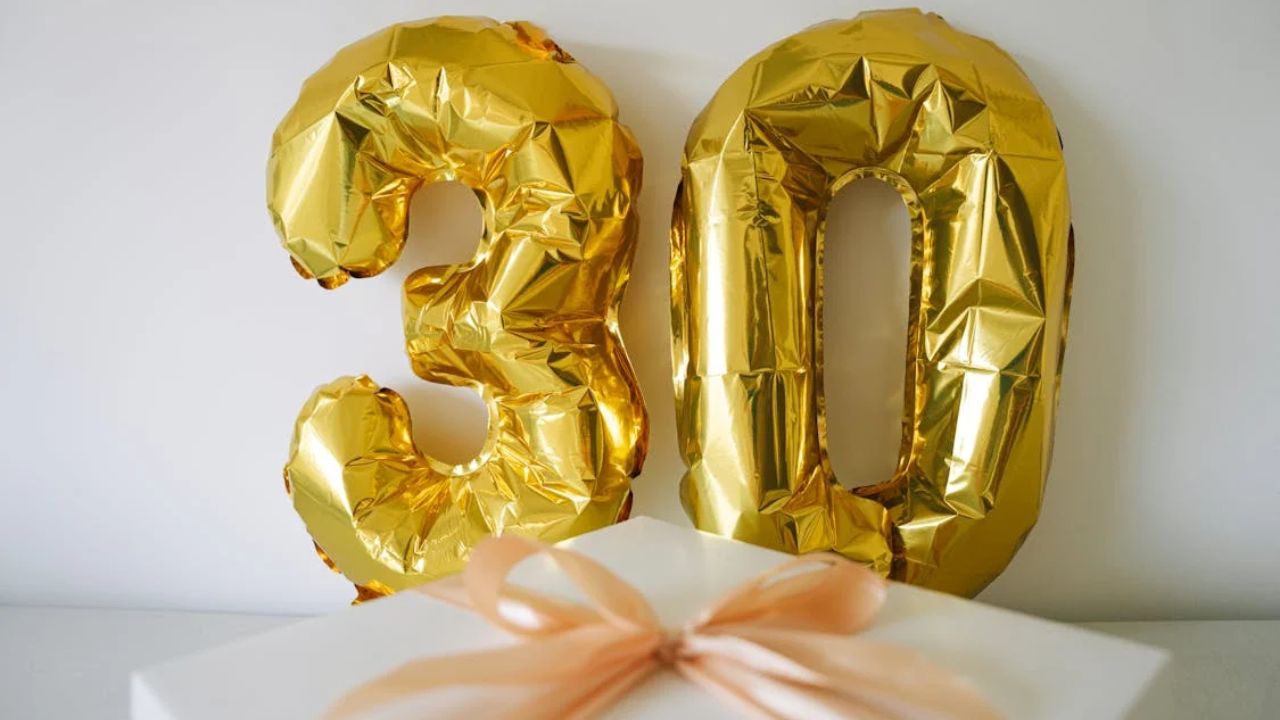 Citações de 30 anos:desejos e mensagens sinceras para entes queridos 