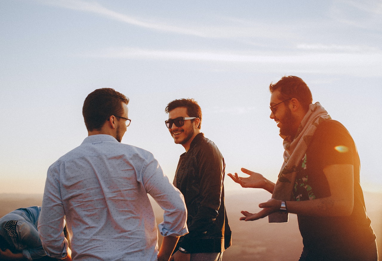 Chistes divertidos para contar a tus amigos:¡risas y diversión garantizadas!