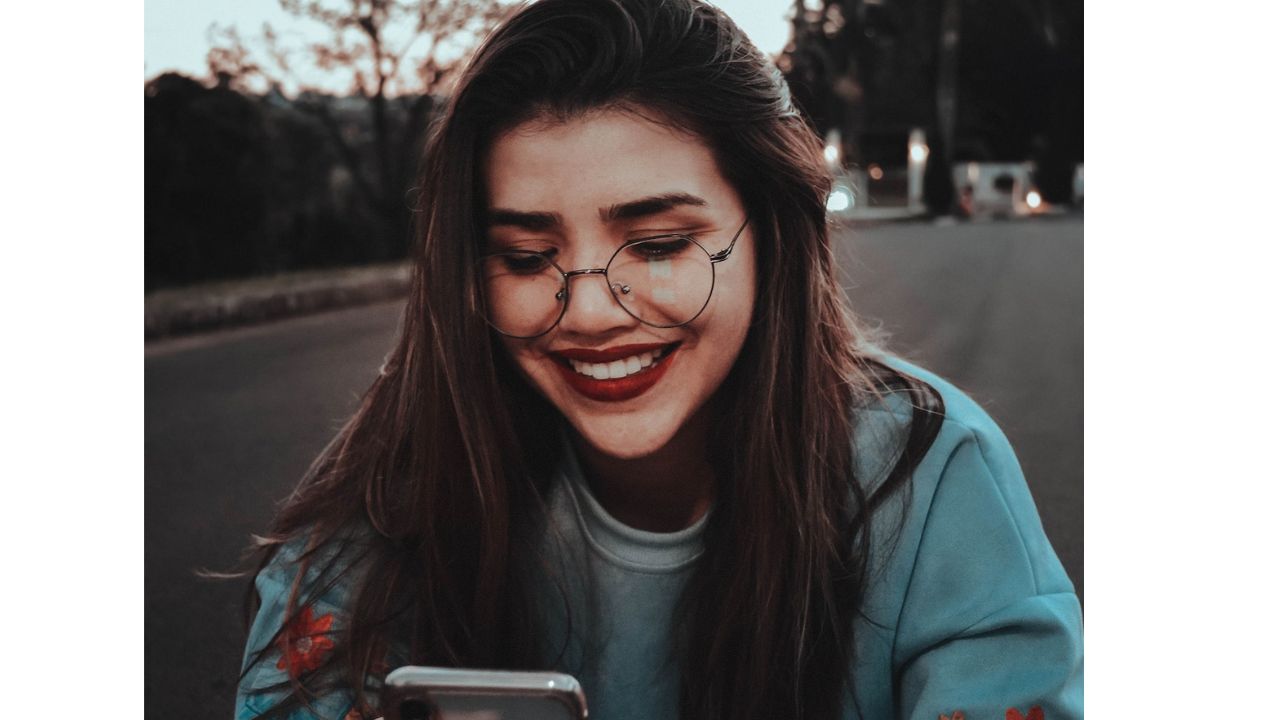 Elogios significativos para meninas:aumente a confiança e a conexão 