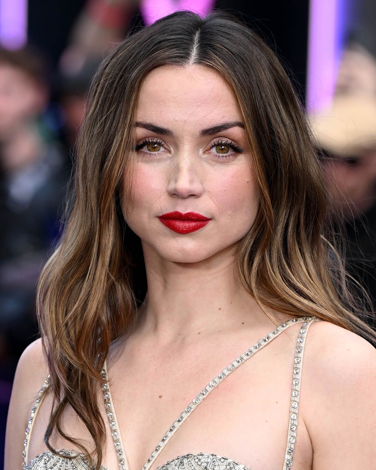 Tendances capillaires automne 2024 :des styles subtils mais percutants 