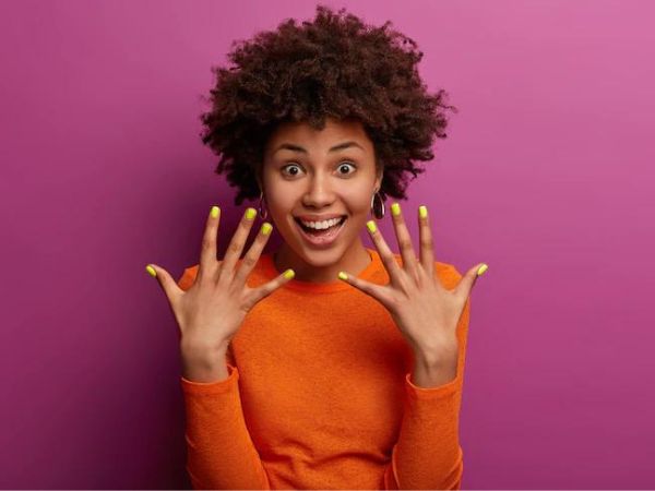 Acrylic Nails 101:First-Timer s Guide till säkra, fantastiska resultat 