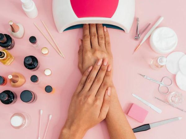 Acrylic Nails 101:First-Timer s Guide till säkra, fantastiska resultat 